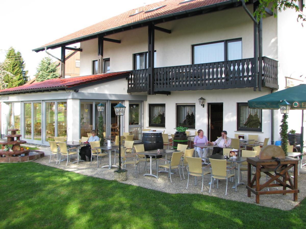 Waldbrunn  Gasthaus Und Ferienwohnungen Zum Engel מראה חיצוני תמונה