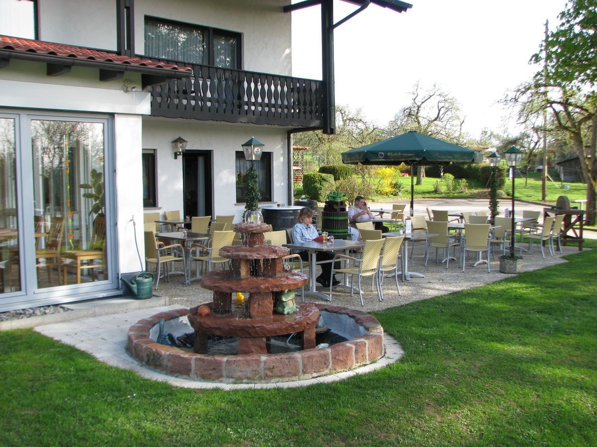Waldbrunn  Gasthaus Und Ferienwohnungen Zum Engel מראה חיצוני תמונה