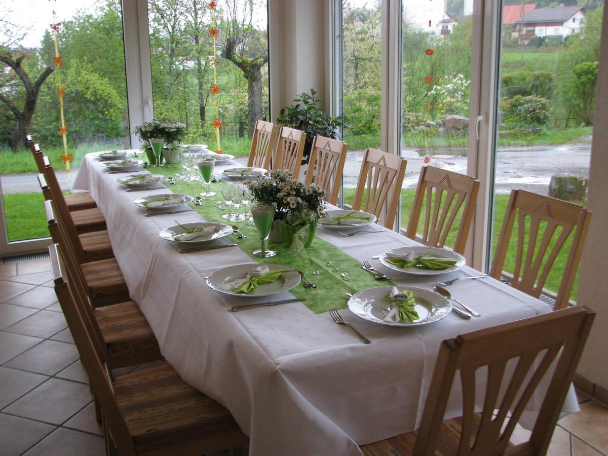 Waldbrunn  Gasthaus Und Ferienwohnungen Zum Engel מראה חיצוני תמונה